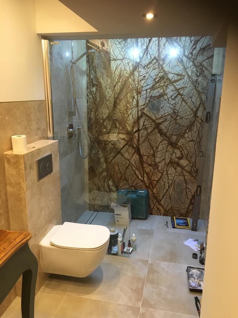 Bathroom Renovation in Dubai by H.E.M