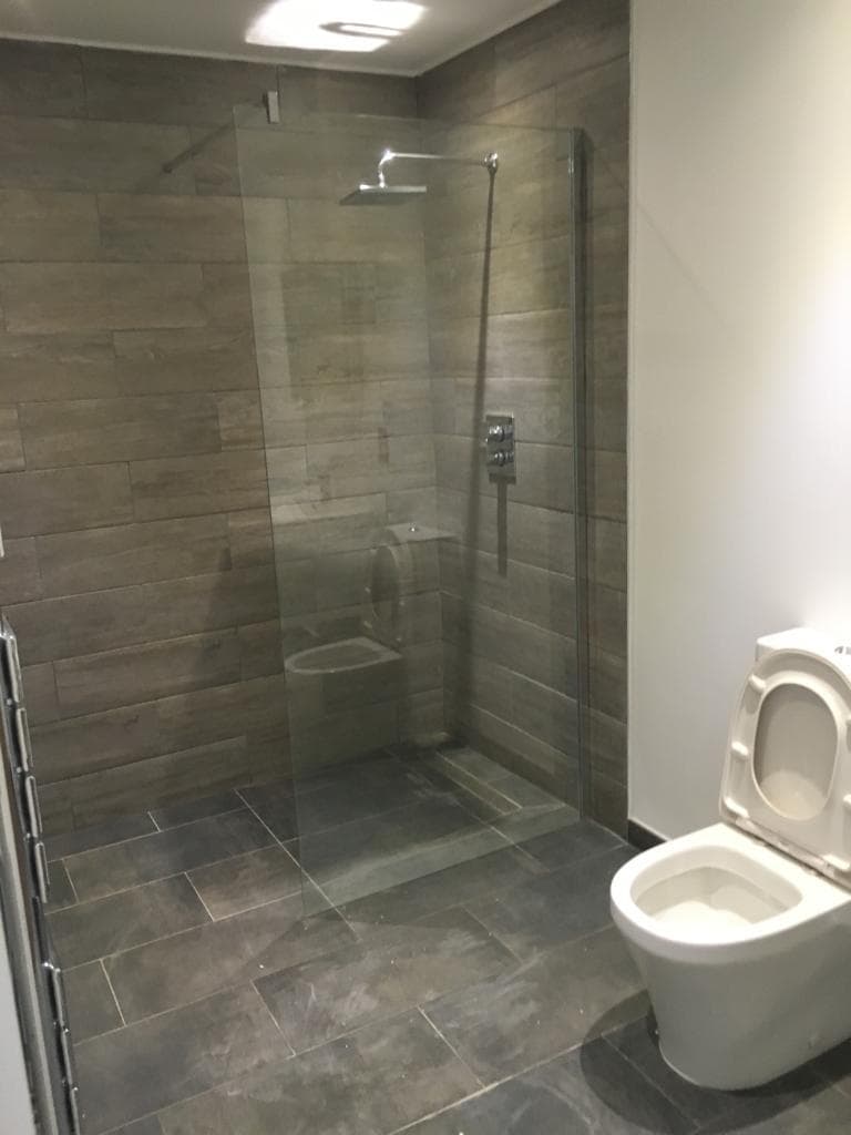 Bathroom Renovation in Dubai by H.E.M